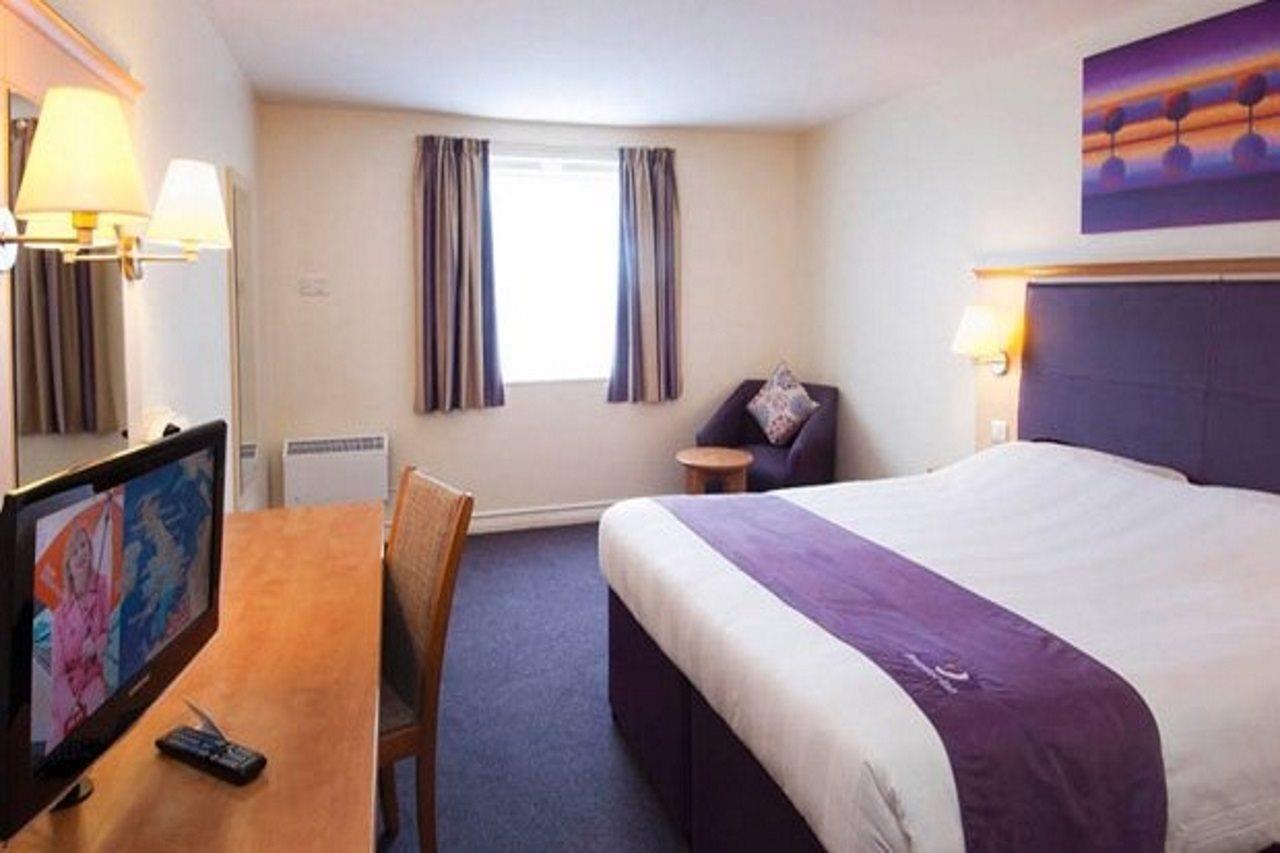 Premier Inn Newport Wales מראה חיצוני תמונה