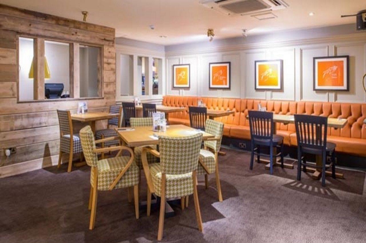 Premier Inn Newport Wales מראה חיצוני תמונה